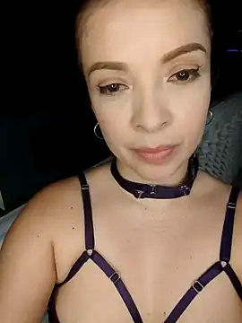 Adel Nesbiit online show from 02-01-25, 01:12