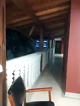 Adel Nesbiit online show from 02-05-25, 01:04