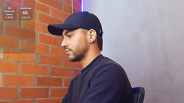 Snapshot of Leandro_valenzuela chatting on 02-17-26, 02:46 Leandro valenzuela online show from 02-17-26, 02:46