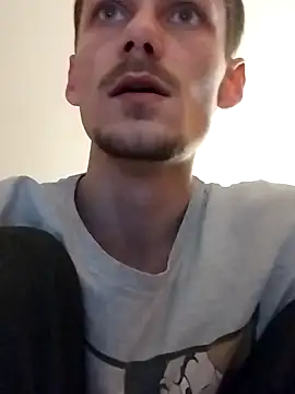 Snapshot of Crazzy_Maiky chatting on 01-11-25, 09:25 Crazzy Maiky online show from 01-11-25, 09:25