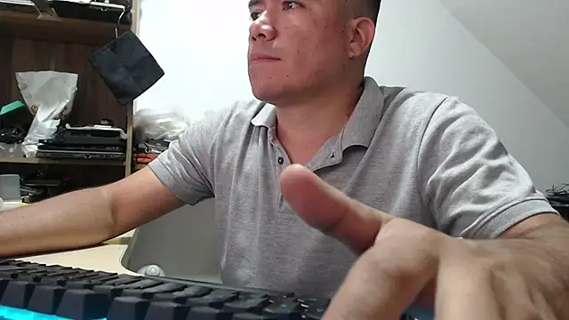 Jhonatan Morales S online show from 11-11-25, 01:11