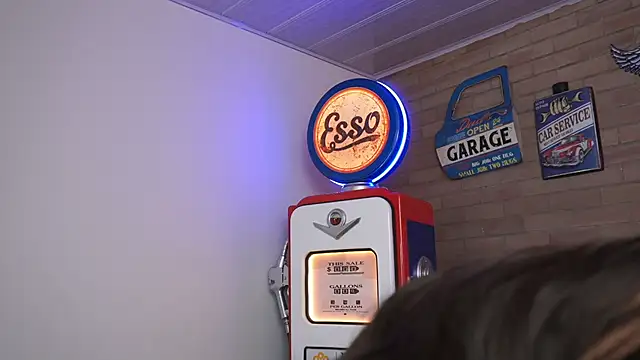 miss collins online show from 04-18-26, 07:58