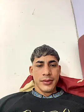 Snapshot of boy_latino_sex chatting on 11-26-25, 04:24 boy latino sex online show from 11-26-25, 04:24