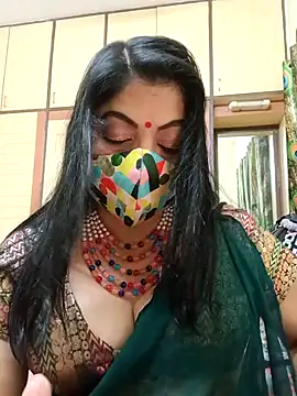 Snapshot of Ratna-777 chatting on 01-10-25, 07:43 Ratna-777 online show from 01-10-25, 07:43