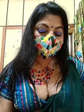 Snapshot of Ratna-777 chatting on 01-25-25, 10:50 Ratna-777 online show from 01-25-25, 10:50
