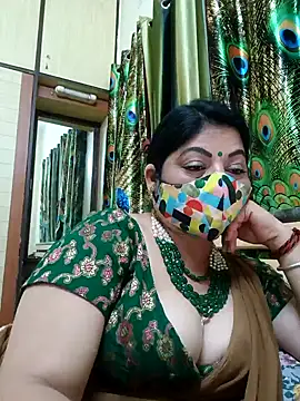 Snapshot of Ratna-777 chatting on 01-29-25, 08:14 Ratna-777 online show from 01-29-25, 08:14