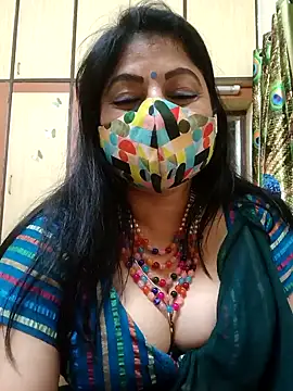 Snapshot of Ratna-777 chatting on 02-02-25, 05:10 Ratna-777 online show from 02-02-25, 05:10