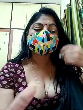 Snapshot of Ratna-777 chatting on 02-24-25, 01:57 Ratna-777 online show from 02-24-25, 01:57