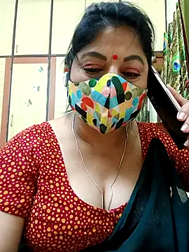 Snapshot of Ratna-777 chatting on 03-01-25, 05:42 Ratna-777 online show from 03-01-25, 05:42