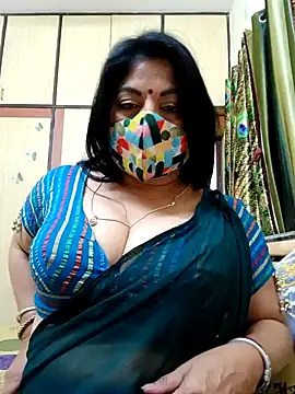 Snapshot of Ratna-777 chatting on 03-02-25, 01:26 Ratna-777 online show from 03-02-25, 01:26
