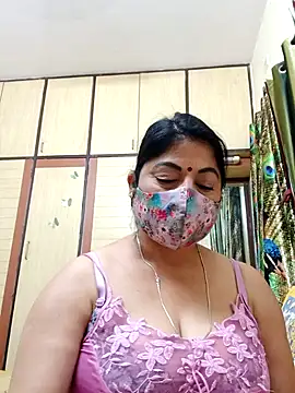 Snapshot of Ratna-777 chatting on 03-04-25, 12:29 Ratna-777 online show from 03-04-25, 12:29