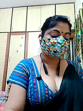 Snapshot of Ratna-777 chatting on 03-15-25, 09:05 Ratna-777 online show from 03-15-25, 09:05