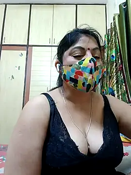 Snapshot of Ratna-777 chatting on 03-16-25, 11:57 Ratna-777 online show from 03-16-25, 11:57