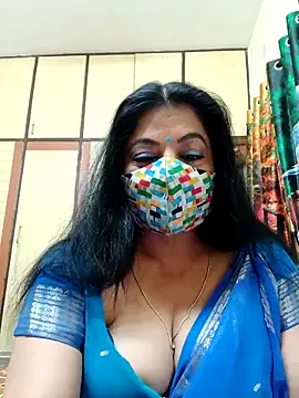 Snapshot of Ratna-777 chatting on 09-27-25, 06:13 Ratna-777 online show from 09-27-25, 06:13