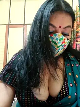 Snapshot of Ratna-777 chatting on 10-01-25, 05:41 Ratna-777 online show from 10-01-25, 05:41