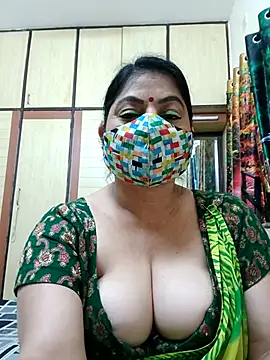 Snapshot of Ratna-777 chatting on 10-08-25, 06:16 Ratna-777 online show from 10-08-25, 06:16