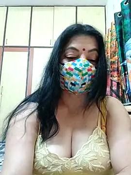 Snapshot of Ratna-777 chatting on 10-09-25, 06:17 Ratna-777 online show from 10-09-25, 06:17