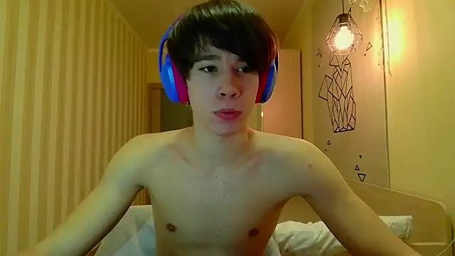 Snapshot of gayGamogey chatting on 01-15-25, 05:47 gayGamogey online show from 01-15-25, 05:47