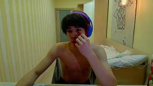 Snapshot of gayGamogey chatting on 12-22-25, 06:16 gayGamogey online show from 12-22-25, 06:16