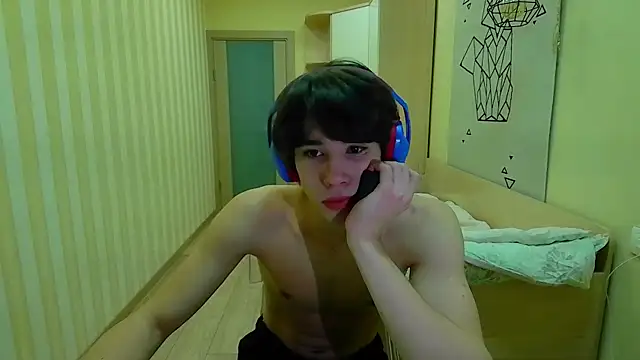 Snapshot of gayGamogey chatting on 01-10-26, 09:16 gayGamogey online show from 01-10-26, 09:16