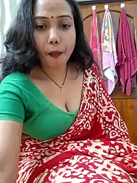 Snapshot of DREAM_GIRL-30 chatting on 01-01-25, 06:27 DREAM GIRL-30 online show from 01-01-25, 06:27