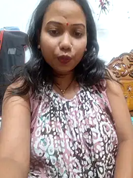 Snapshot of DREAM_GIRL-30 chatting on 02-08-25, 10:39 DREAM GIRL-30 online show from 02-08-25, 10:39