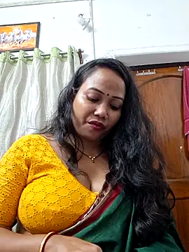 Snapshot of DREAM_GIRL-30 chatting on 10-10-25, 05:06 DREAM GIRL-30 online show from 10-10-25, 05:06