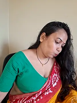 Snapshot of DREAM_GIRL-30 chatting on 05-29-26, 08:01 DREAM GIRL-30 online show from 05-29-26, 08:01