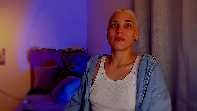 Charlee pink online show from 03-05-26, 08:49