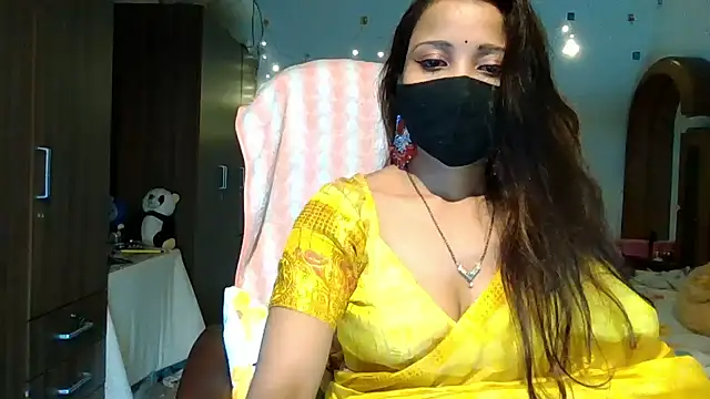 Snapshot of Cute-Tara chatting on 01-25-25, 04:46 Cute-Tara online show from 01-25-25, 04:46