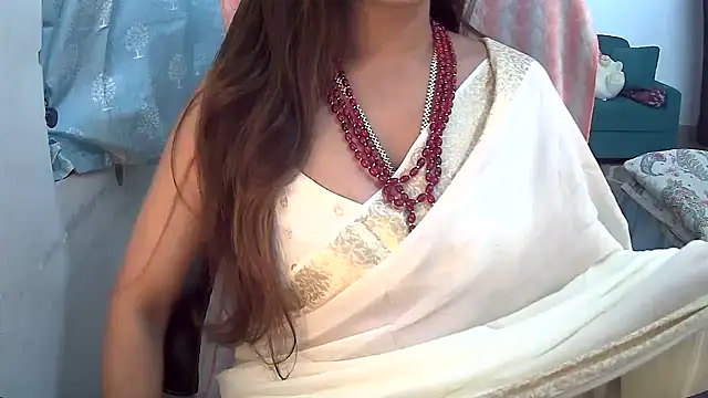 Snapshot of Cute-Tara chatting on 09-27-25, 02:00 Cute-Tara online show from 09-27-25, 02:00