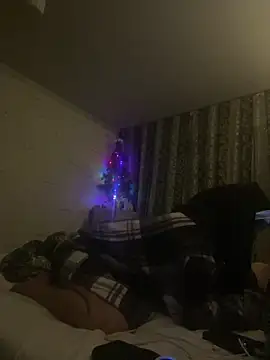 Kisasex1010 online show from 12-18-25, 09:32