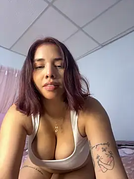 LucyMartelli online show from 11-17-25, 11:27