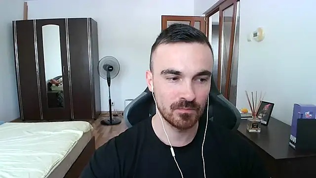 Snapshot of mu5clemania2 chatting on 06-27-26, 12:22 mu5clemania2 online show from 06-27-26, 12:22