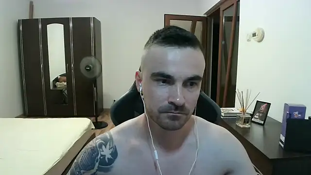 Snapshot of mu5clemania2 chatting on 07-01-26, 07:35 mu5clemania2 online show from 07-01-26, 07:35