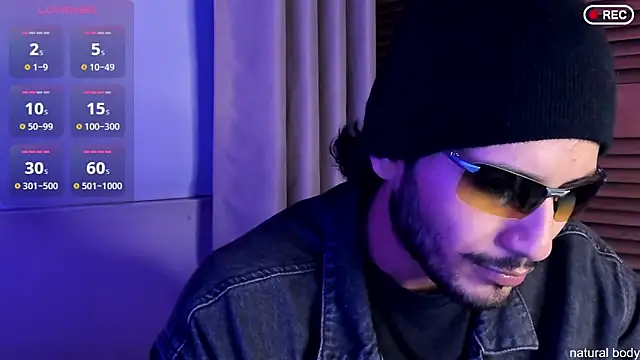 Nicholasrodrii online show from 10-24-25, 11:56