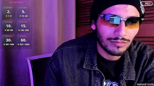 Nicholasrodrii online show from 10-25-25, 11:21