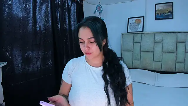 brianaGuzman online show from 05-30-26, 04:15