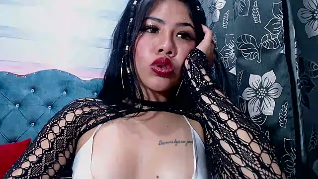 lily jamesx online show from 02-26-25, 02:37