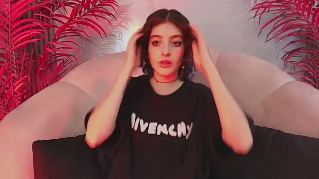 EvaHalsey online show from 11-21-25, 07:56