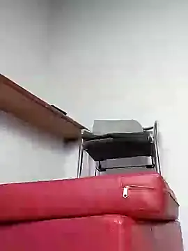 Snapshot of AndresSmith__ chatting on 12-26-24, 07:03 AndresSmith online show from 12-26-24, 07:03