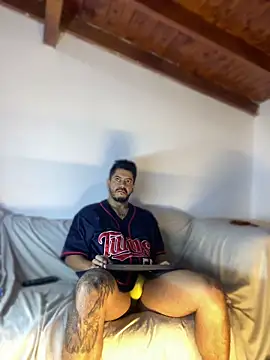 AndresSmith   online show from 04-21-26, 10:43