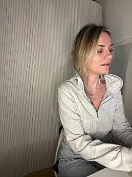 Milla  one online show from 12-20-25, 03:30