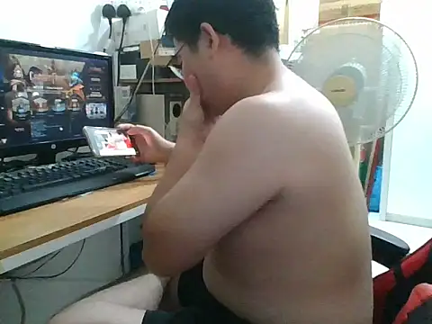 Snapshot of shyboymasturbation chatting on 12-26-24, 03:31 shyboymasturbation online show from 12-26-24, 03:31