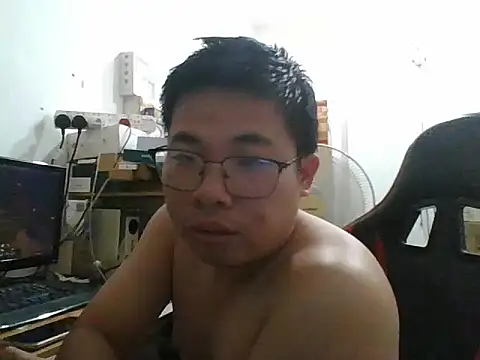 Snapshot of shyboymasturbation chatting on 12-30-24, 02:40 shyboymasturbation online show from 12-30-24, 02:40