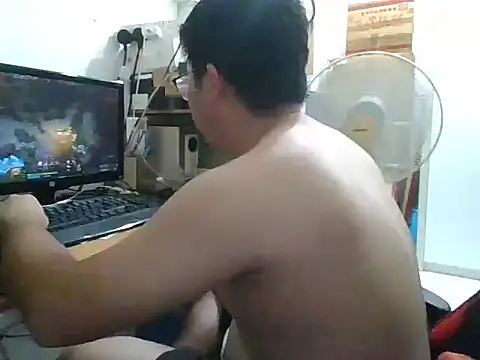 Snapshot of shyboymasturbation chatting on 01-04-25, 03:07 shyboymasturbation online show from 01-04-25, 03:07