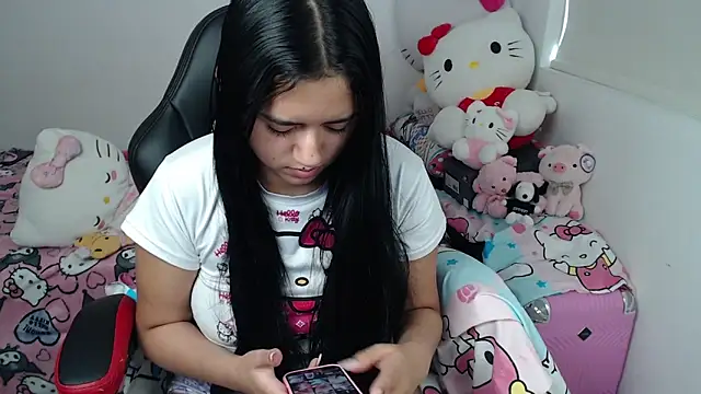 kayla k18 online show from 06-05-26, 05:40