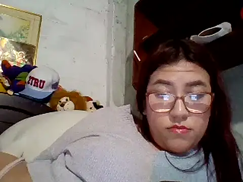 dafne19  online show from 02-02-25, 06:15