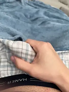 Snapshot of JustBoredHere11 chatting on 03-22-26, 11:08 JustBoredHere11 online show from 03-22-26, 11:08