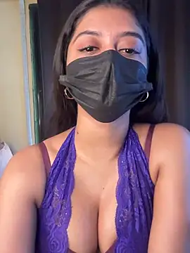 Snapshot of Aakanshaa__ chatting on 06-23-26, 03:26 Aakanshaa online show from 06-23-26, 03:26